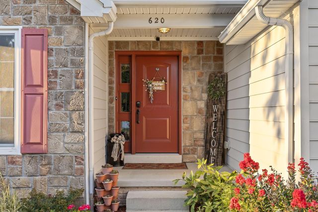 620 Brighton Street, Pickerington, OH 43147