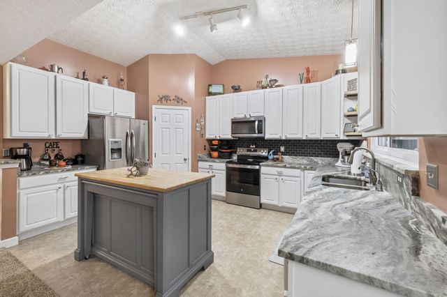 620 Brighton Street, Pickerington, OH 43147