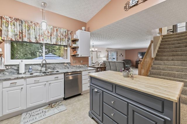 620 Brighton Street, Pickerington, OH 43147