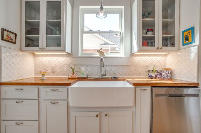 2212 5th Avenue, Fort Worth, TX 76110