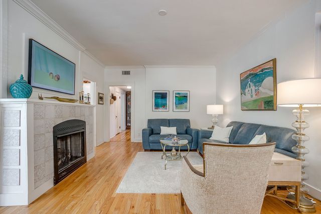 2212 5th Avenue, Fort Worth, TX 76110