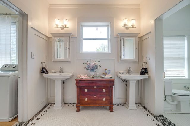 2212 5th Avenue, Fort Worth, TX 76110