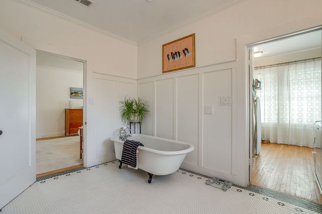 2212 5th Avenue, Fort Worth, TX 76110