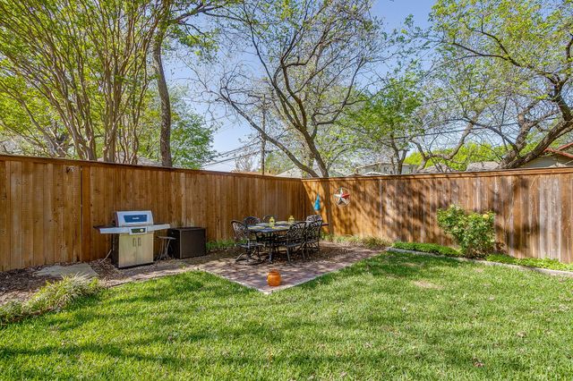 2212 5th Avenue, Fort Worth, TX 76110