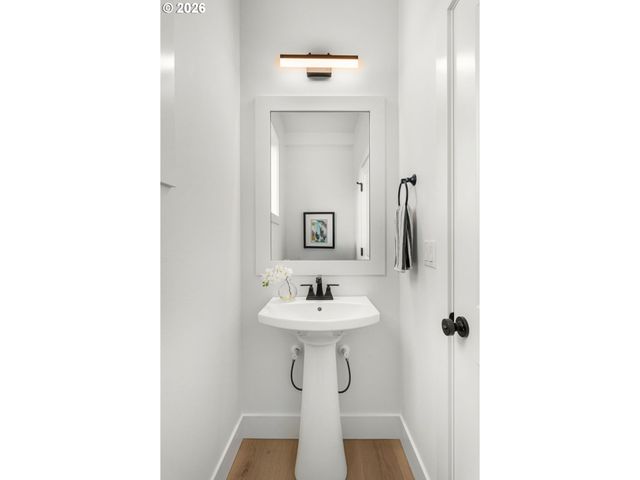 128 Randall St, Oregon City, OR 97045