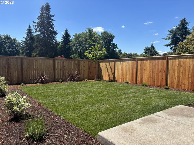 128 Randall St, Oregon City, OR 97045
