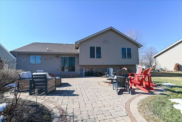 851 Shooting Star CIRCLE, De Forest, WI 53532