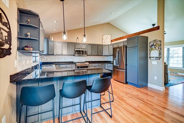 851 Shooting Star CIRCLE, De Forest, WI 53532