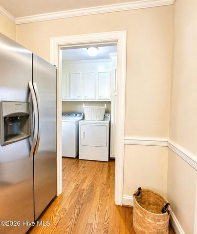 1919 Sherwood Drive, Greenville, NC 27858