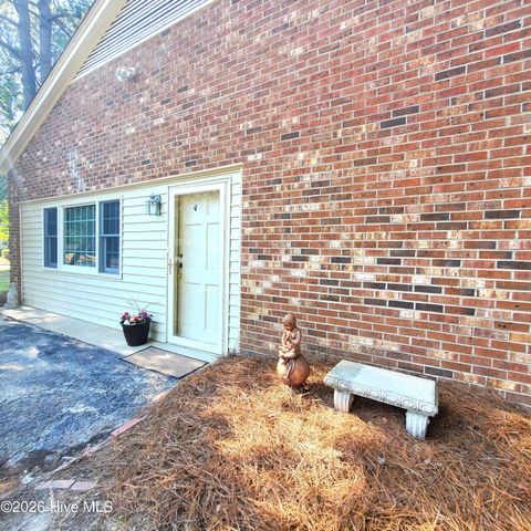 1919 Sherwood Drive, Greenville, NC 27858