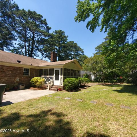 1919 Sherwood Drive, Greenville, NC 27858