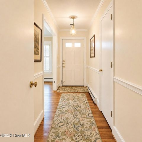 1919 Sherwood Drive, Greenville, NC 27858