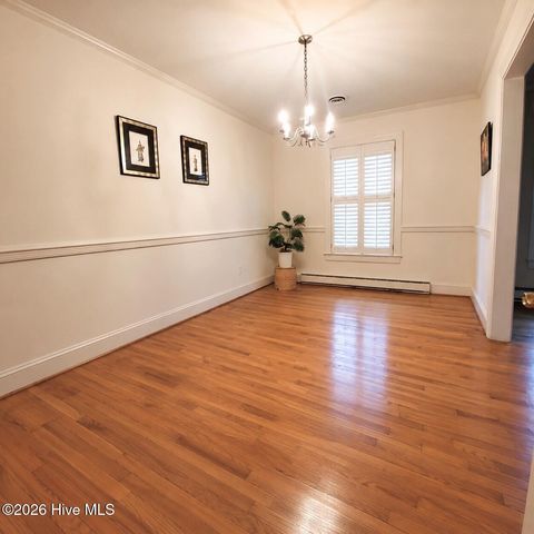 1919 Sherwood Drive, Greenville, NC 27858