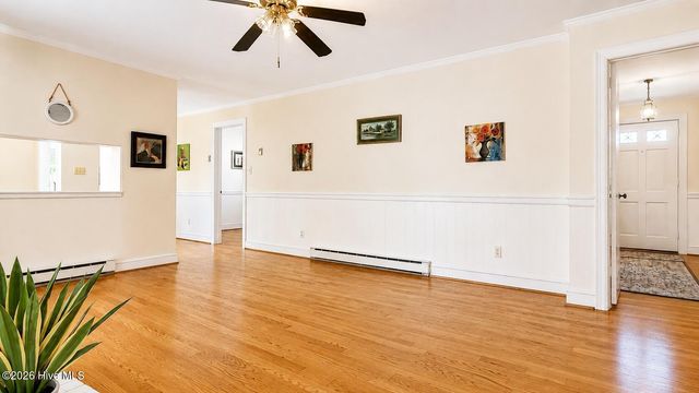 1919 Sherwood Drive, Greenville, NC 27858