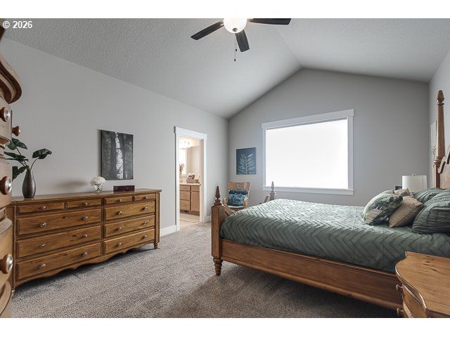 1668 Ne CLAYTON Dr, Estacada, OR 97023