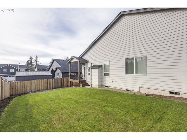 1668 Ne CLAYTON Dr, Estacada, OR 97023