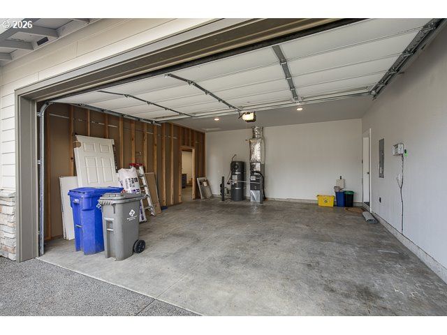 1668 Ne CLAYTON Dr, Estacada, OR 97023
