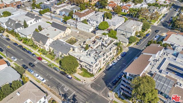 102 N Sweetzer Avenue 106, Los Angeles, CA 90048