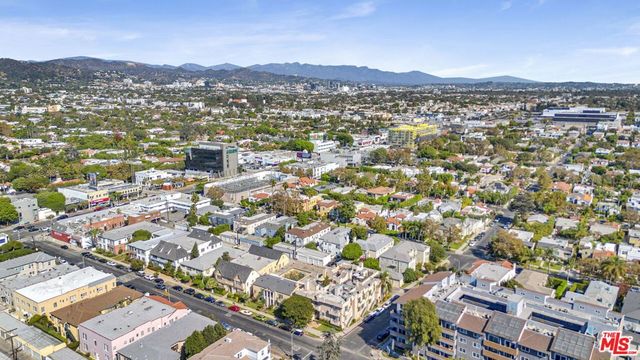 102 N Sweetzer Avenue 106, Los Angeles, CA 90048