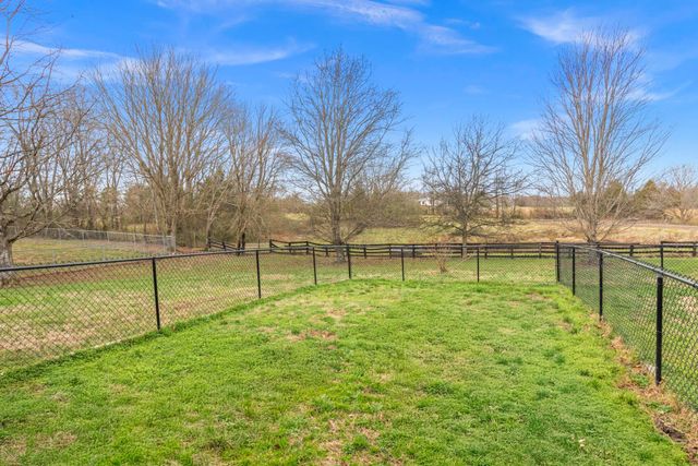 1053 Johns Rd, Joelton, TN 37080