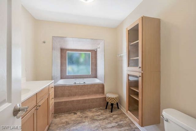 778 Broad CT S, Naples, FL 34102