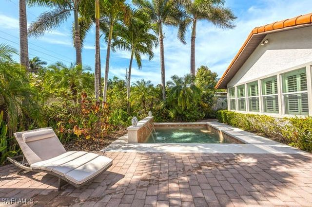 778 Broad CT S, Naples, FL 34102