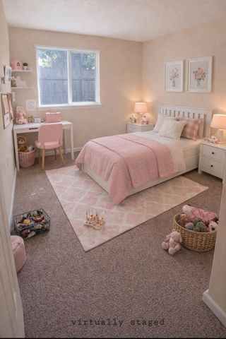 3927 E Center Street, Visalia, CA 93291