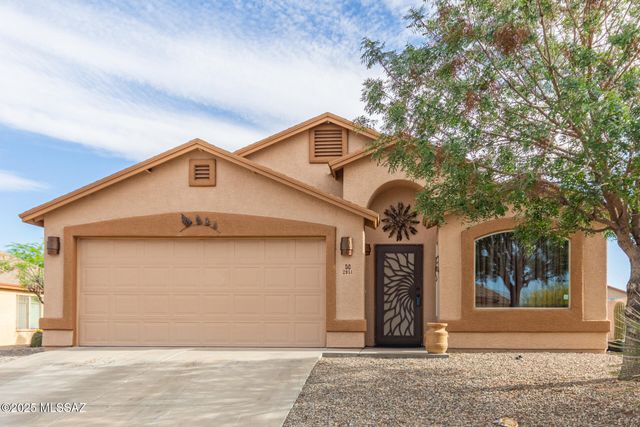 2951 W Calle Leonido, Tucson, AZ 85746