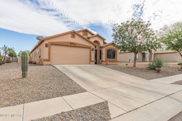 2951 W Calle Leonido, Tucson, AZ 85746