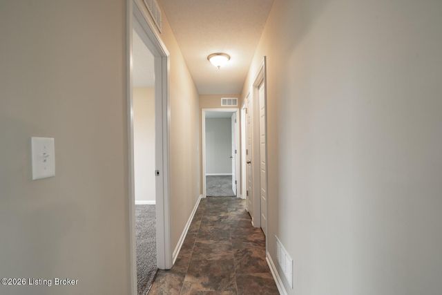 540 University Dr, Radcliff, KY 40160