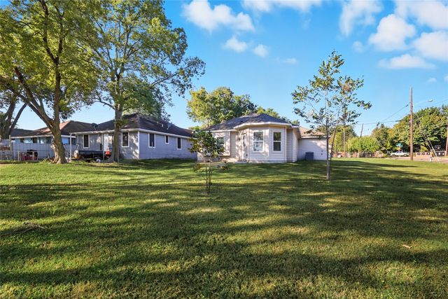 5002 Watson Drive, Dallas, TX 75241