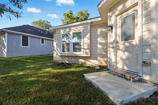 5002 Watson Drive, Dallas, TX 75241