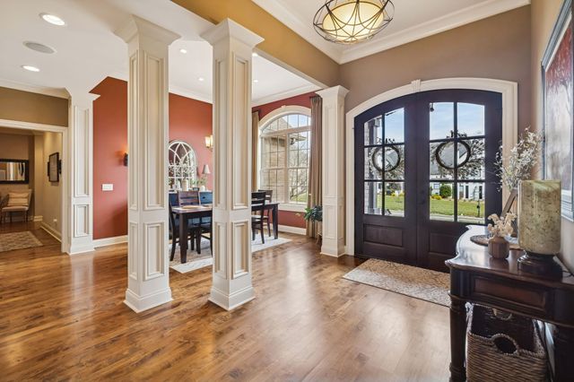 1035 Dorset Dr, Hendersonville, TN 37075