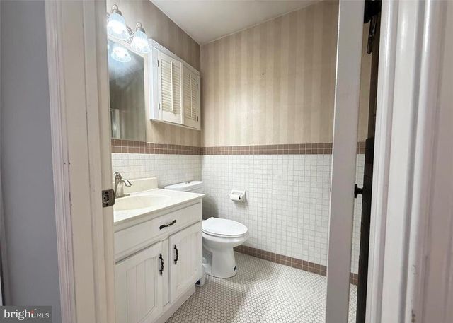 3424 PARK PL, Bethlehem, PA 18017