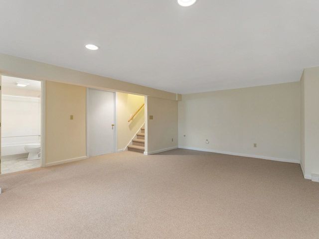 98 Stokes Lane, Shelburne, VT 05482