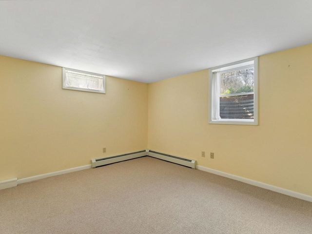 98 Stokes Lane, Shelburne, VT 05482