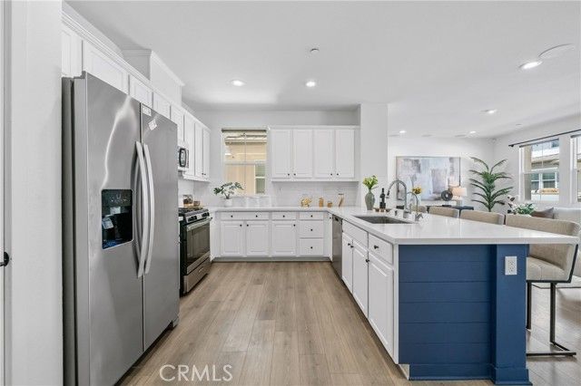 220 W Via Prado 52, Ontario, CA 91762