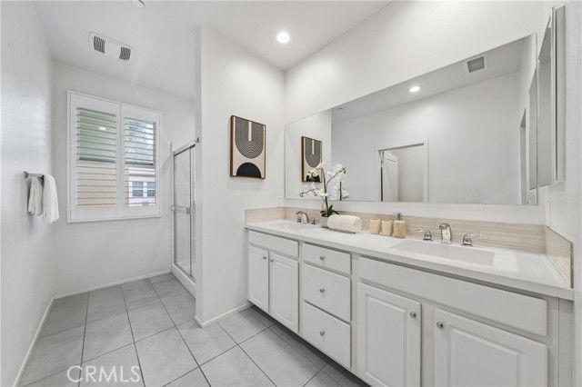 220 W Via Prado 52, Ontario, CA 91762