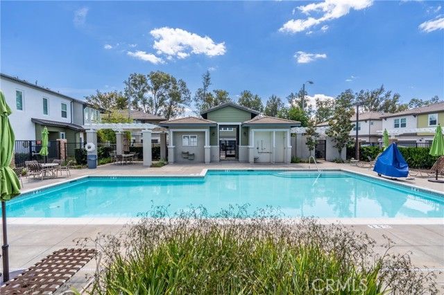 220 W Via Prado 52, Ontario, CA 91762
