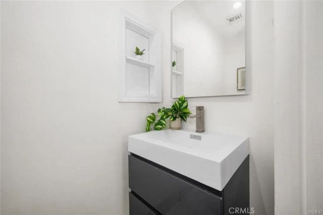 223 W Simmons, Anaheim, CA 92802