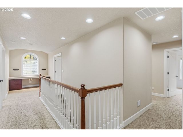 16955 Sw RICHEN PARK Cir, Sherwood, OR 97140