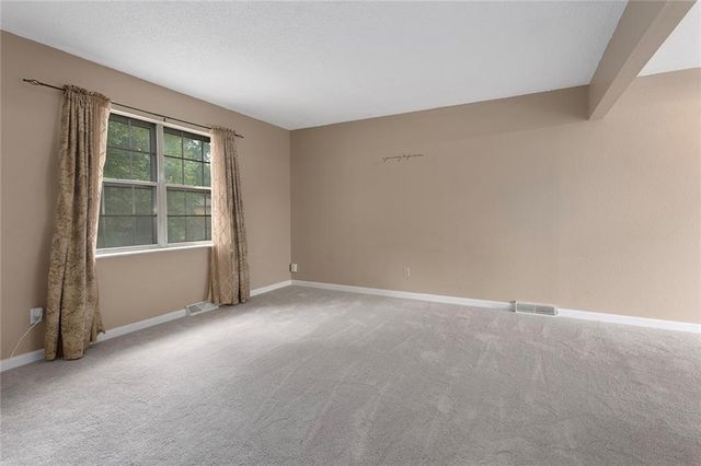 SW Rockwood Street, Blue Springs, MO 61014