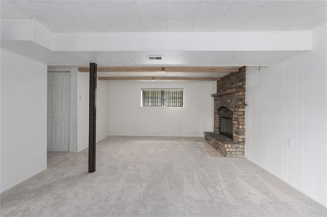 SW Rockwood Street, Blue Springs, MO 61014