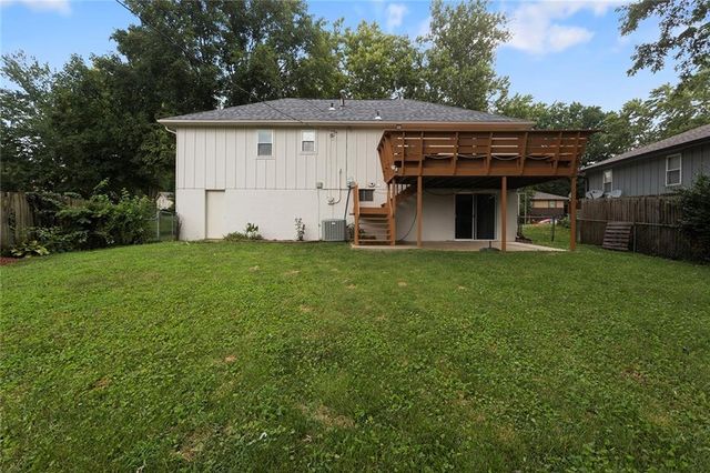 SW Rockwood Street, Blue Springs, MO 61014