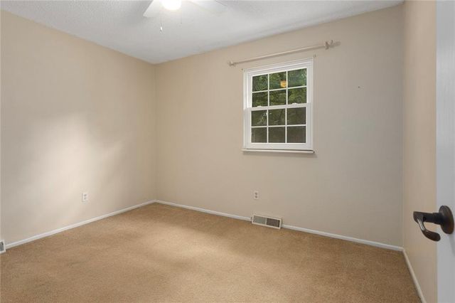 SW Rockwood Street, Blue Springs, MO 61014
