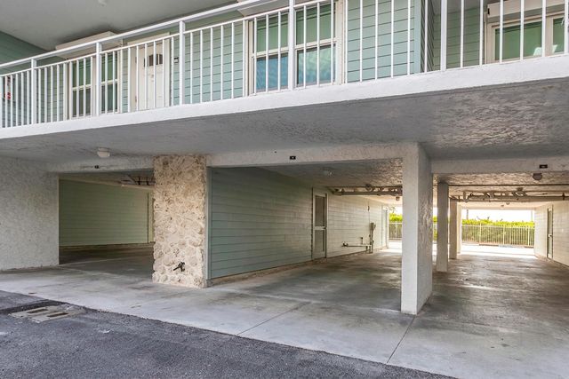 1901 S Roosevelt Blvd Apt 208E, Key West, FL 33040