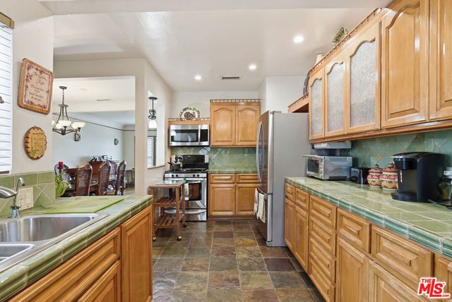 2405 33rd Street, Santa Monica, CA 90405