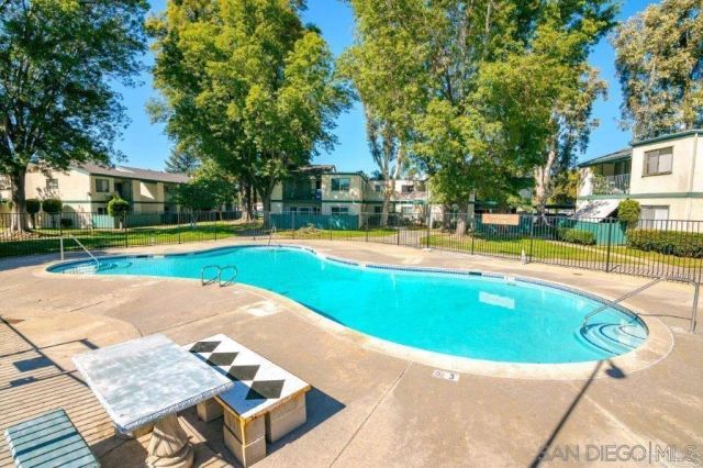 1817 E Grand Avenue 77, Escondido, CA 92027