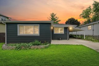 1226 Low Street, Bloomington, IL 61701