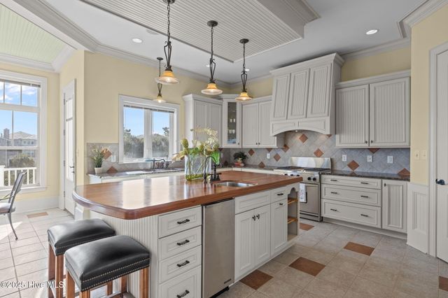 1101 W Ft Macon Road, Atlantic Beach, NC 28512